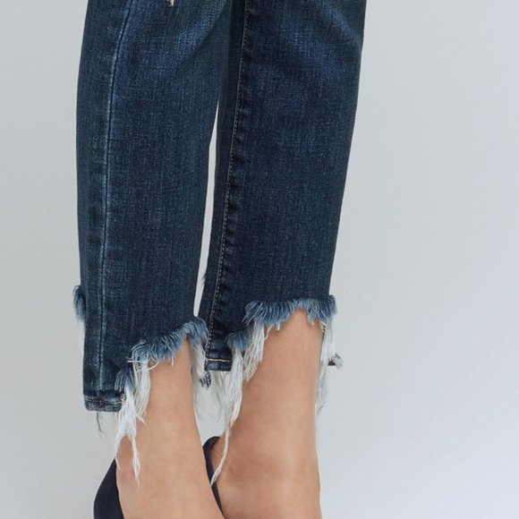 L'AGENCE High Line Skinny Jean in Destroyed Encina - Picture 6 of 8